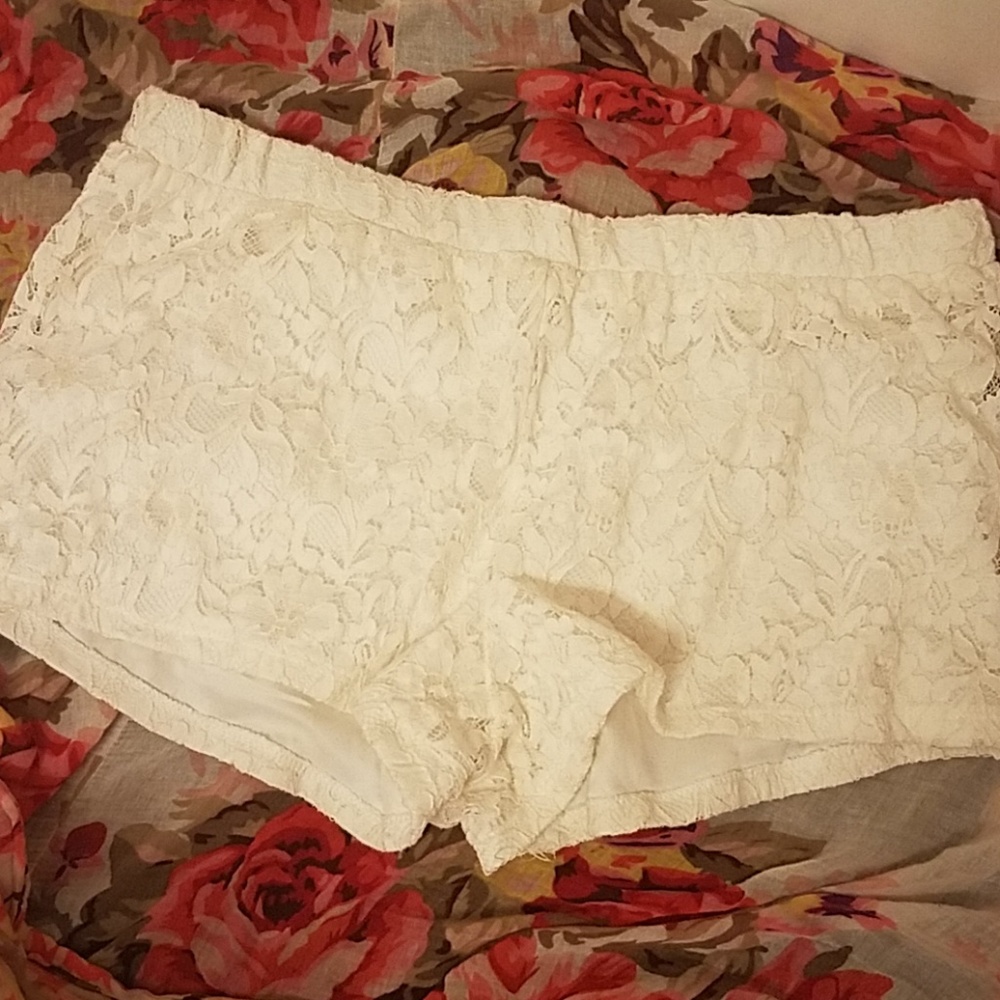 Juniors Lace Shorts